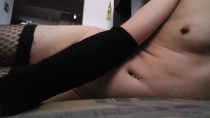 Carlasexycd: Playing on cam with my tuck clitty