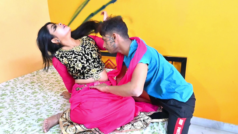 Indsscouple: Husband-wife Romantic Hardcore Fuck and Cum Inside Pussy