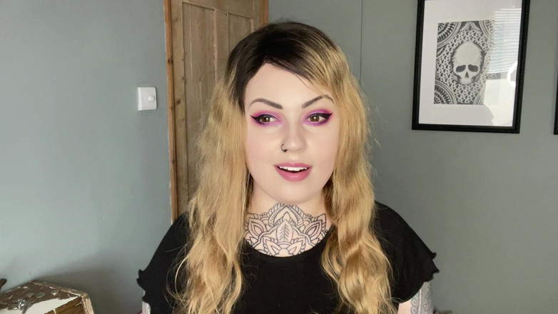 Miss Valentina: Зрадили і скинули маленького члена