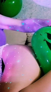 Yvie Lowe - Halloween-ballonparty