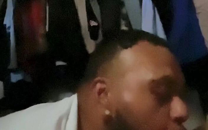 SloppyToppy: Amigo heterosexual me invita a adorarlo