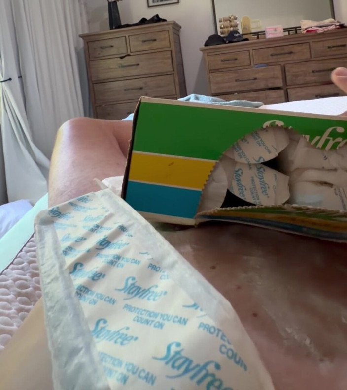Takepad: Vintage bezstarostná mrdka Maxi Pads