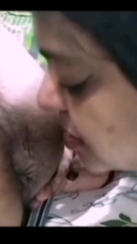Sexy stiefschwester liebt meinen großen schwanz und deine großen möpse