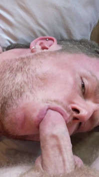 Brent Dixon Gets Fucked by Wallace Accelron