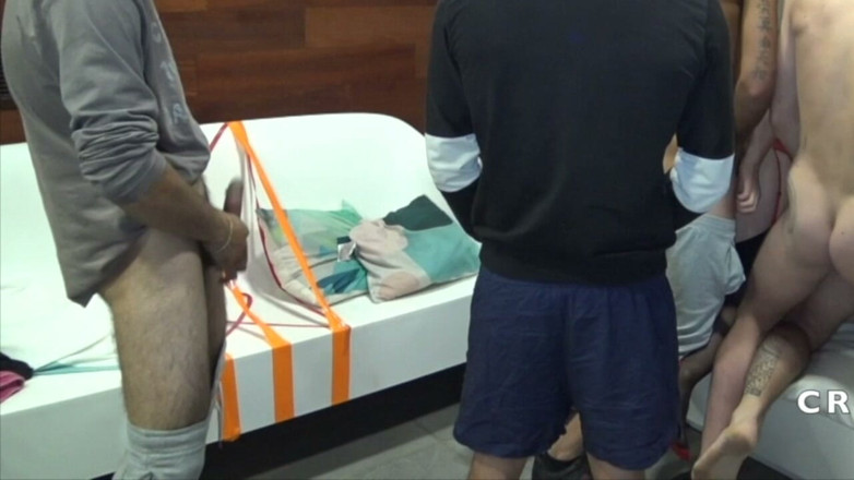 First bisex experience with friend: Incredibile bang bang bisessuale nella sauna