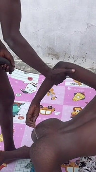 Bolaji and a Tall Bitch Challange