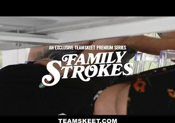 Team Skeet: เพื่อนหีฉ่ำกลุ่มสวยๆ แชร์ผู้ชายโชคดีคนเดียวกัน