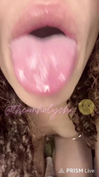 Peeing in Ur Mouth