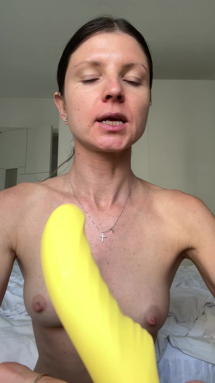 Gina Gerson: ソロマンコファック by Yelow Toy
