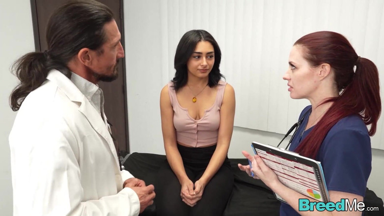 BreedMe: Prawdziwa inseminacja jebanie - Loszka Latina Vanessa Moon