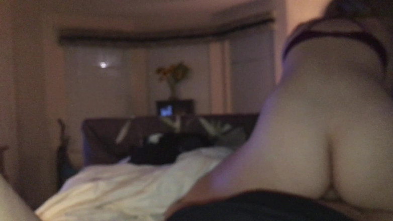 Luckys Charms Playhouse: Memek cewek muda dientot habis-habisan - close up pov