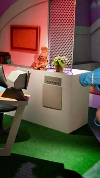 Бабушка-медсестра в Капелле сосет член шлюшка из Star Trek