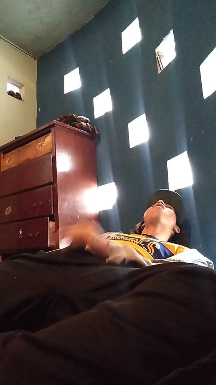 AlexAlejandro13: Terdesak untuk