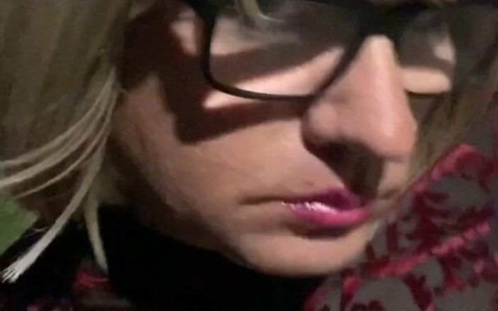 CindieLove: Völlig süchtige exhibitionisten-transvestiten-schlampe