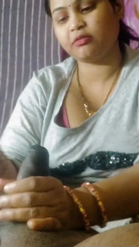 Devar Bhabhi 整夜不间断的 Chudai Hardcore Desi 性爱印地语音频