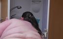 SSBBWLadyBrads: Je me presse sous la douche avec moi et mon...