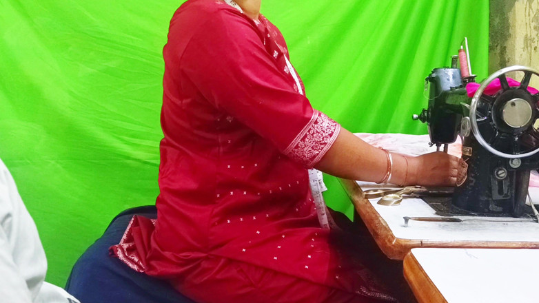 MHM: 裁缝女孩的秘密合身 - 当客户太近时