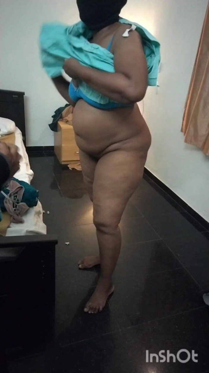 Tamil lesbian: İlk Gece Hazırlığı
