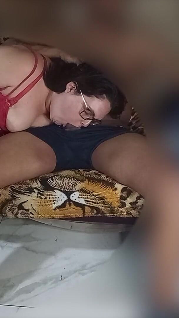 Cuckold Couple Swing: Výstřik na děvku byla tak velká