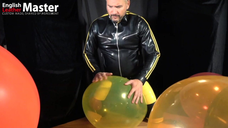 EnglishLeathermaster: Looning повітряна кулька грає без попу, а потім з'являється