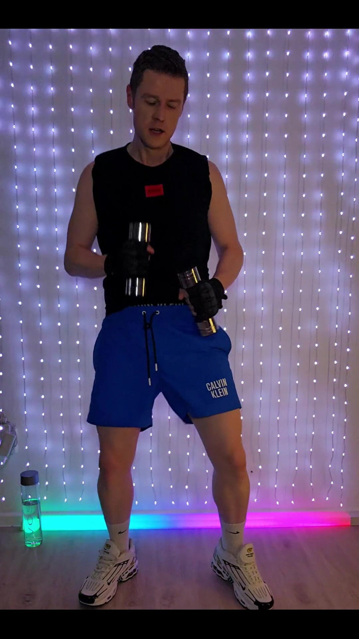 Roman Heart: Fitness Workout in Blue Ck Shorts