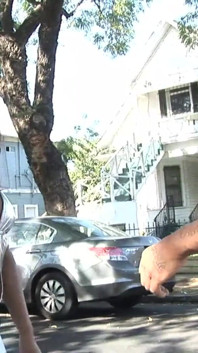 Doce negra gata com bunda grande é fodida com força por bbc