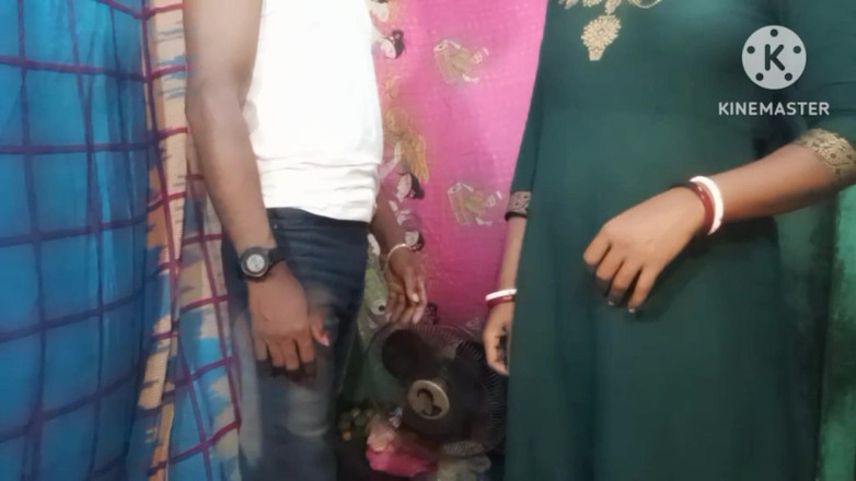 Raja puja: Индийскую баби жестко трахает друг мужа.