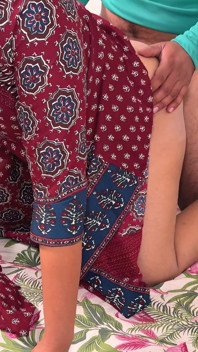 Komal ha detto che molte persone dicevano mostra la tua faccia, ma non mostrarlo ai miei membri, per favore.