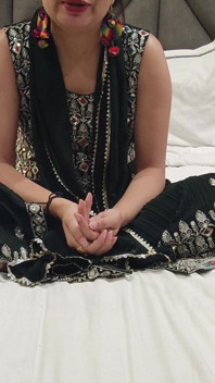 Baculatá Desi Bhabhi Maa s velkým zadkem ošukaná Harami Devar
