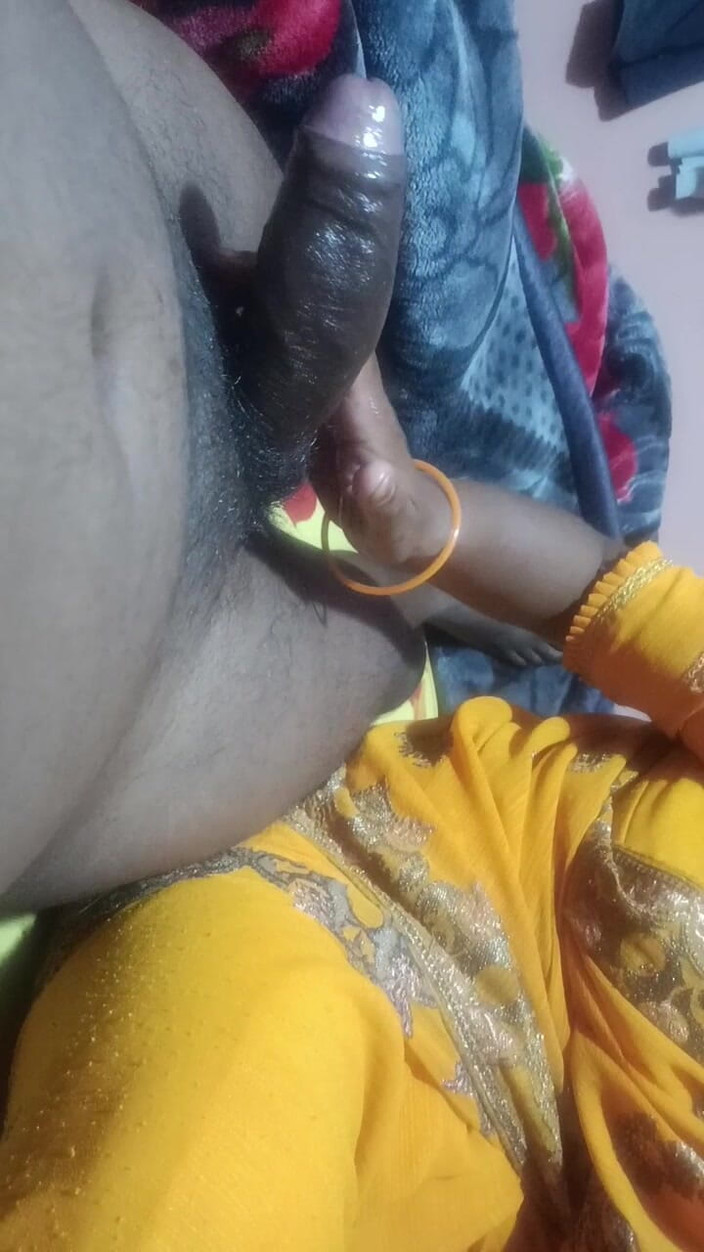 Rahul Ranjan: Desi bhabhi gab einen handjob und bekam dann ihren arsch...