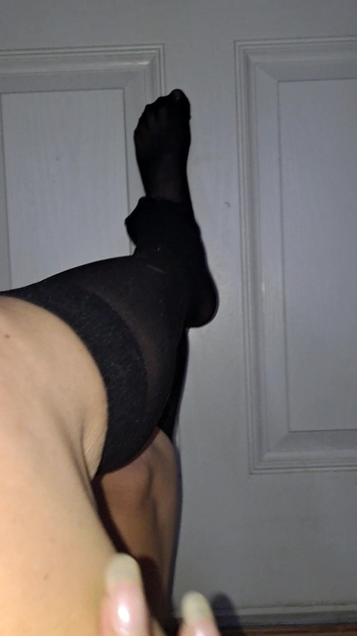 Naughty alchemy: Handsfree nylon verwijderen