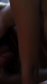 Faye Reagan bekommt ihre muschi geritten und eine gesichtsbesamung, um es zu beenden