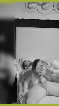 Puchis - anale creampie vult Mia's kont