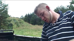 Young Bastards: 森でヤッとしたキンキーパンク