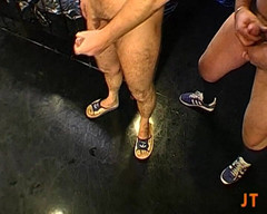 Gang Bang Germany: Ggg John Thompson- Schätzchen Wird Gefesselt, Damit Riesige Schwänze in...