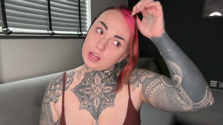 Miss Valentina: मेरी बहिन रंडी भाग 2: शॉपिंग ट्रिप