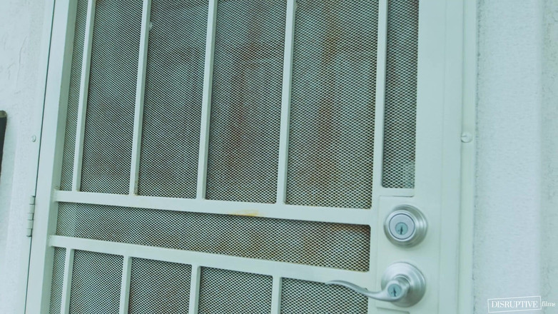 Disruptive films: 파괴적인 필름 구멍