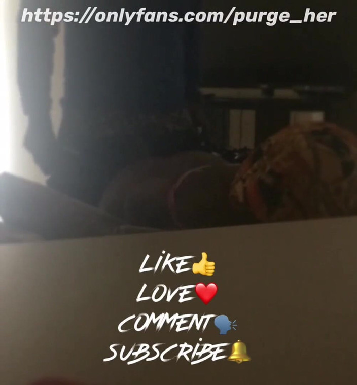 Purge_her: Aku meninggalkan pekerjaanku untuk ngentot memek sempitku yang sempit ini