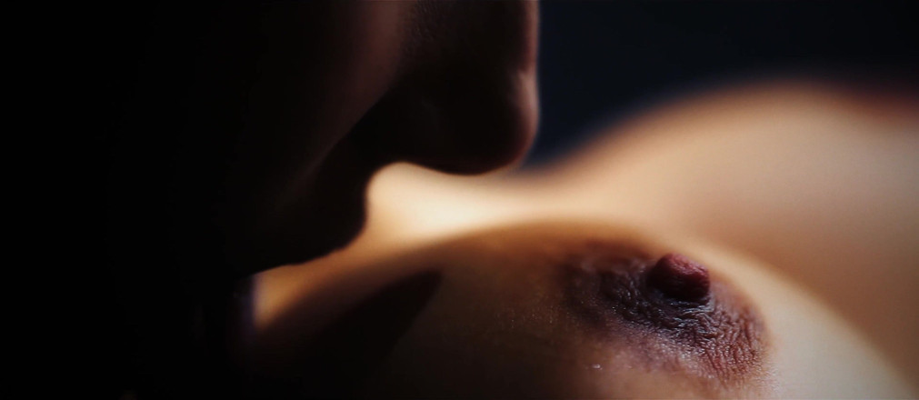 SaintPorn: Holly d adalah cewek rocker
