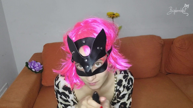 BigBoobCat: Sto esplorando le mie grandi tette naturali e la mia...