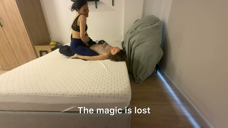 scarlettandc: 我们在新Airbnb做爱