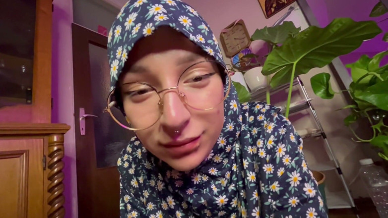 lanalovacutie: Blowjob in Hijab JOI