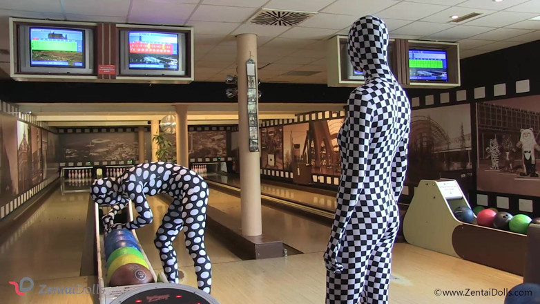 ZentaiDolls: Zentaidolls Visit the Bowling Alley