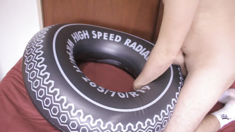 Inflatable Lovers: Pneu gonflable radier