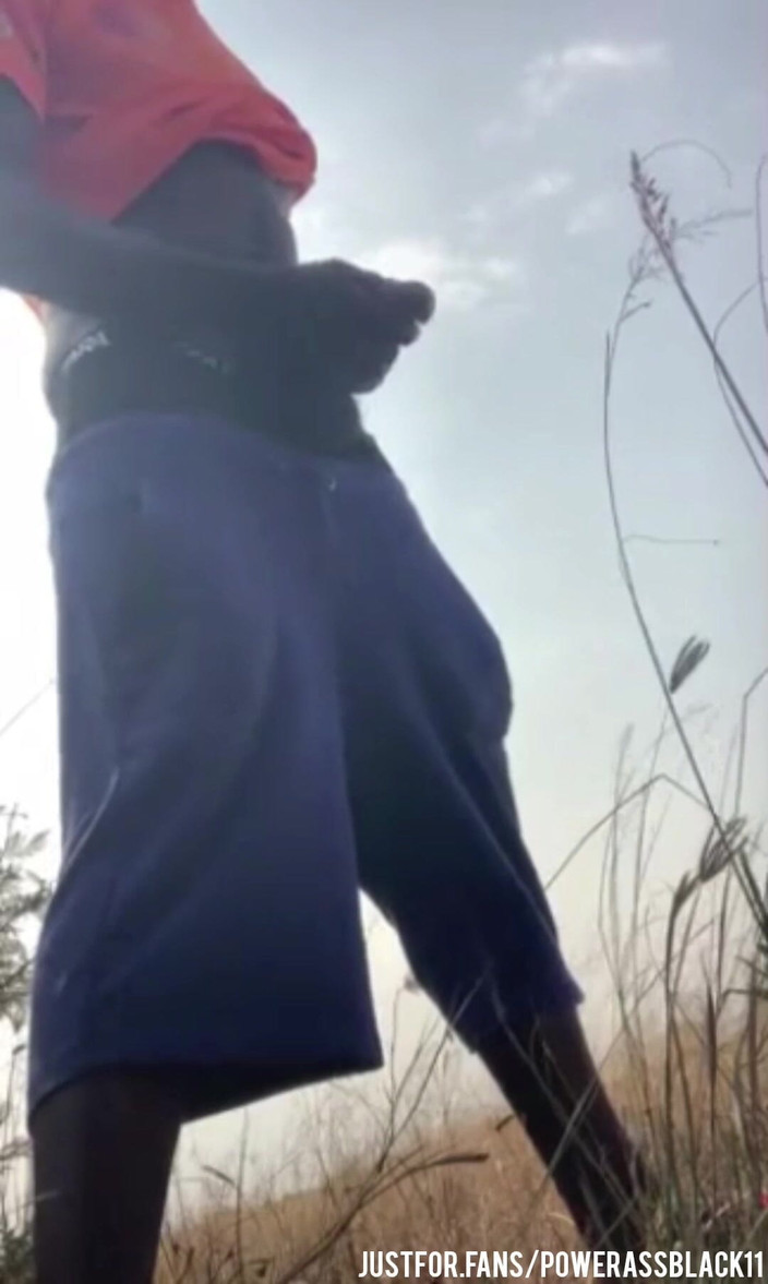 WildFreakBottom: Masturbating Alone Intensely in the Bush