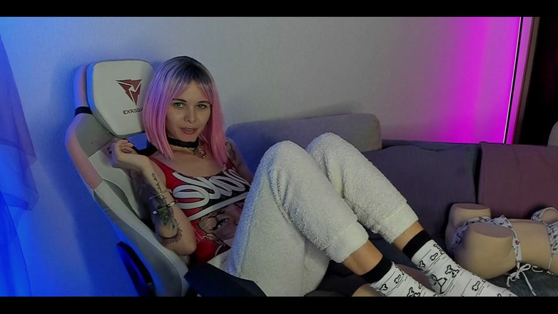 Sandy and Chris: Ik ga je voetenbeurt geven