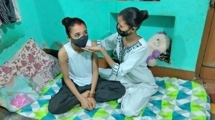 Hot_Monika: Nanad yenge erkek arkadaşıyla büyük zenci yarağı ile üçlü seks videosu,...