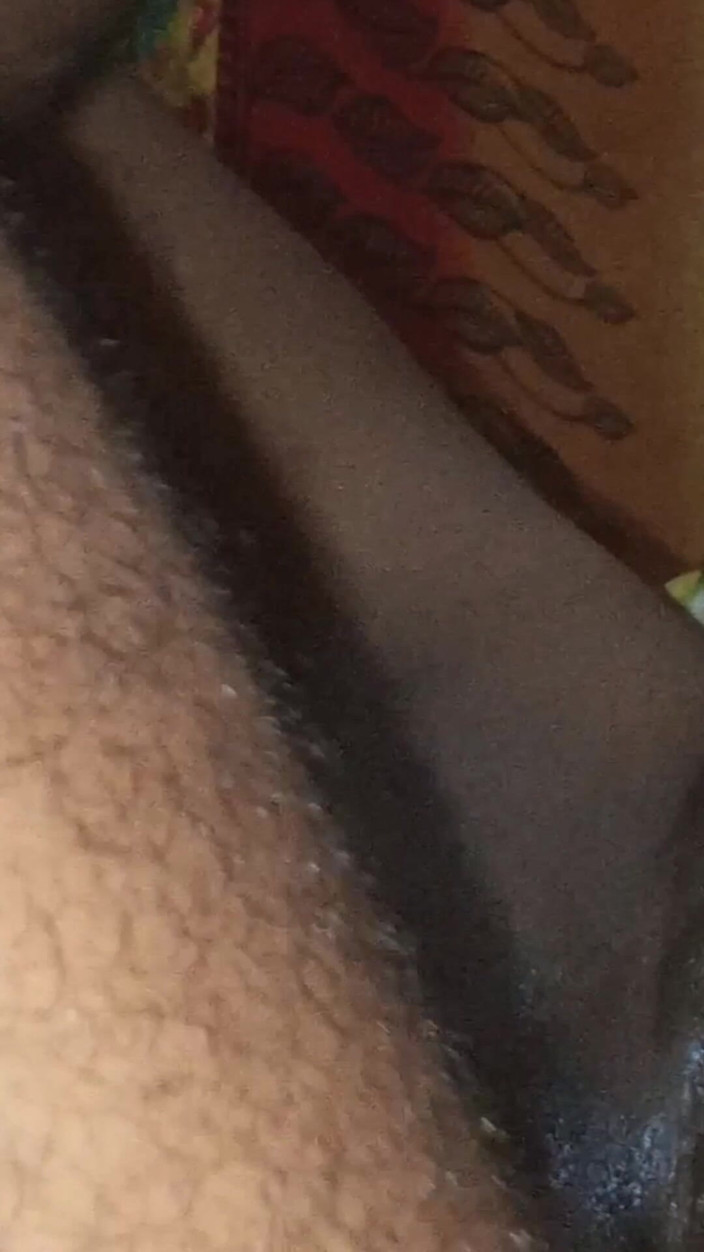 payGirl: Whoever Wants to Lick My Pussy, Come Lick It and...
