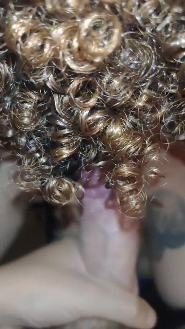 AmateurSex95: Opravdu ráda kouřím jeho ptáka
