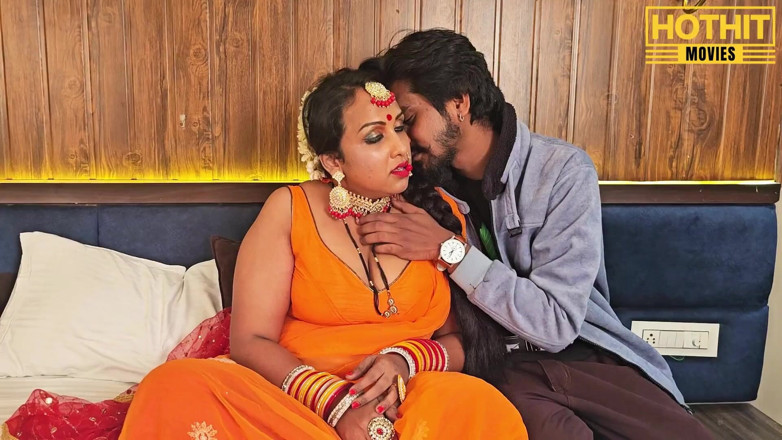 Hothit Movies: Sasur Ki Hawas. the Father-in Law Pressed the Big Boobs...